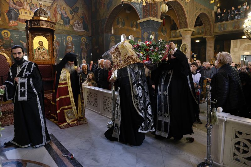 Η Αποκαθήλωση στη Μητρόπολη Δράμας